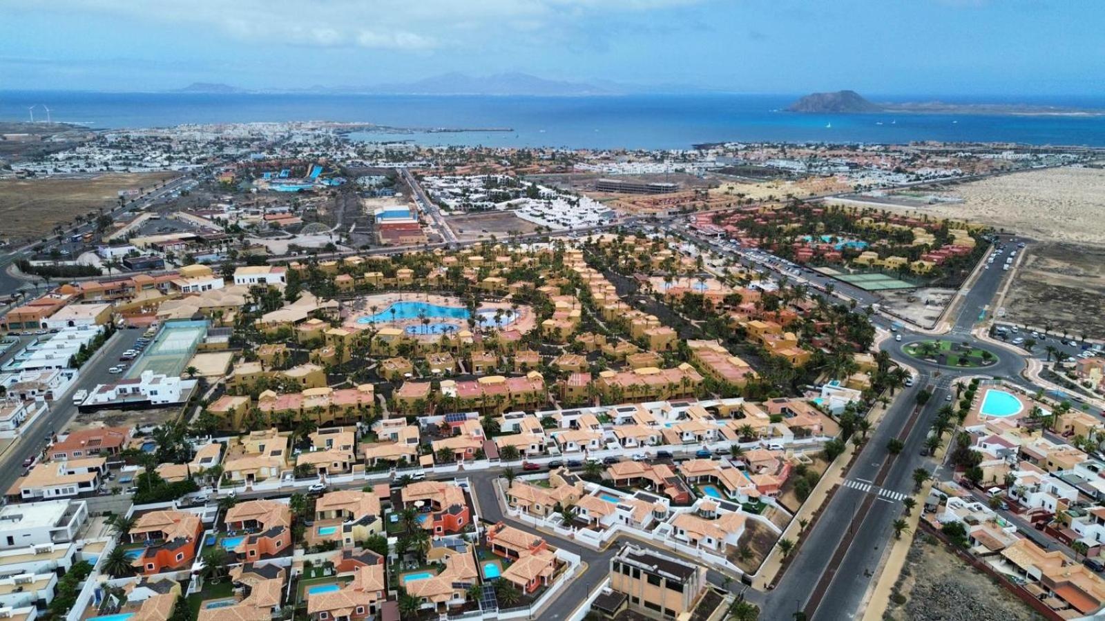 Villa Relax Deluxe Private Pool Corralejo By Holidays Home Exterior photo